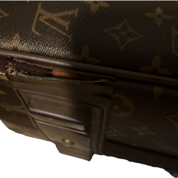 💕Authentic Louis Vuitton Monogram Luggage💕 - Picture 6 of 16